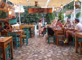 Zühtü Meze Cocktails