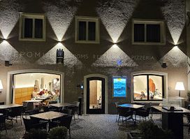 Nepomuk - Rooms | Restaurant | Pizzeria
