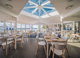 Avoca Beach House Restaurant & Bar