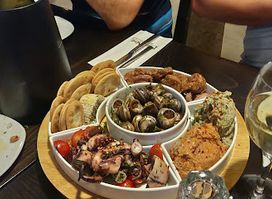 Dine West