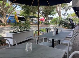 Flo's Crêperie Noosa