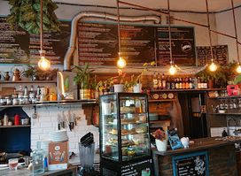 Pomiędzy cafe&bistro