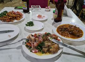 Free Point Restaurant and Pub