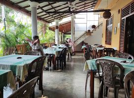 Home Grown Rice & Curry Restaurant