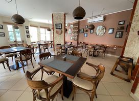 Jaz Restaurant & Bar
