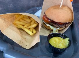 BOSS BURGER