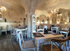 Chill Bistro étterem és kávéház Veszprém