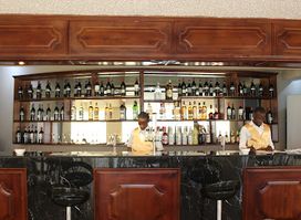 Mitch Restaurant & Bar