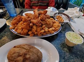 Harbor Inn Seafood