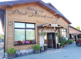 Restauracja Pod Jelonkiem.