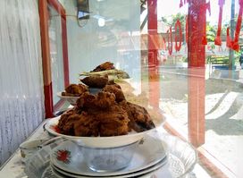 Rumah Makan PALITO GUCI