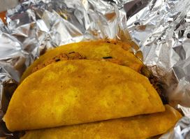 Puros Tacos Carbón