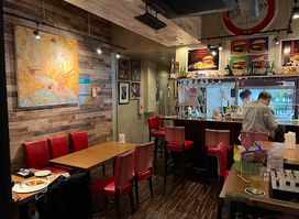 BROADWAY BURGER+BAR