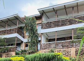 Lake Bunyonyi Rock Resort