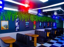 EMGchillz restaurant and lounge