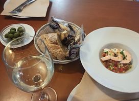 Restaurante Zancolí - Tapas y Vinos