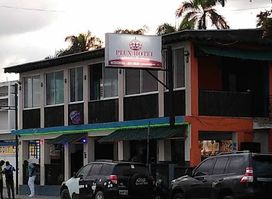 Plux Restaurant
