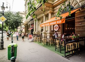 Bamba Marha Burger Bár #OKTOGON