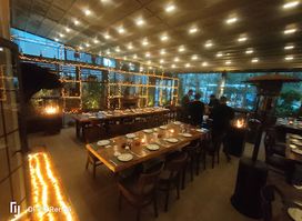 Lucca Steakhouse