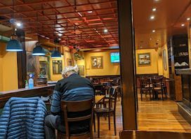 Van Gogh Café