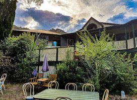 Halls Gap Tavern