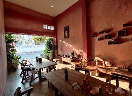 Kunda Vegan Burger Cafe Chiang Rai