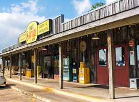 Ole Sawmill Cafe
