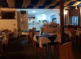 Le Petit Navire Restaurant Poissonnerie