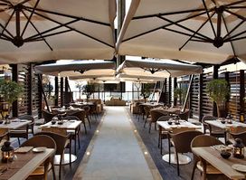 Paper Moon Doha