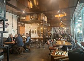 Page 27 Cafe