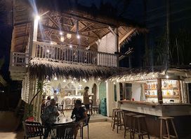 Luca Restobar