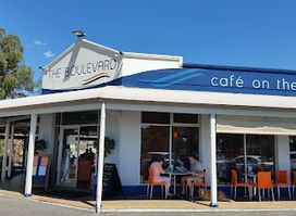 The Boulevard Cafe on the lake