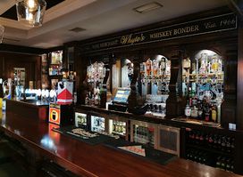 Whytes Bar and Restaurant