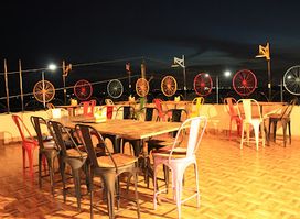 Karkhana - The Food Garage Best Restaurant In Town