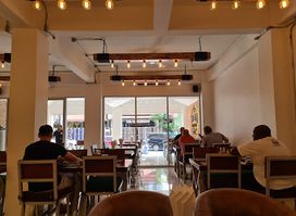 Cajun Life Cafe