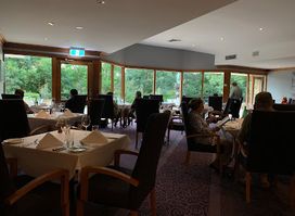 elements bar & dining