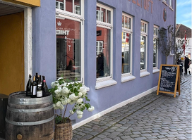 Manzana Tapas Bar