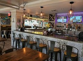 Zeffiro's Pizzeria Downtown