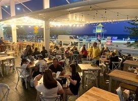 The Surfers Paradise Beach Cafe
