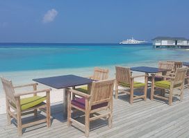 Rehendhi Restaurant & Bar