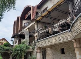 Castel Restaurant & SteakHouse