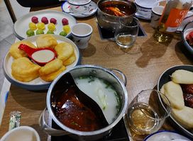 CHILI Shabu Shabu & Sushi