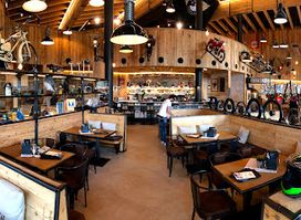 Top Mountain Crosspoint Restaurant
