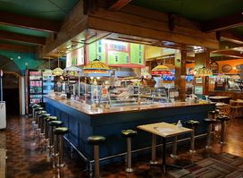 Lomito's