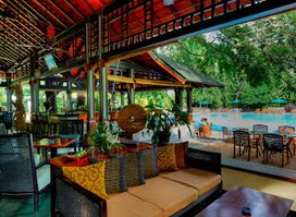 The Breeze Bar