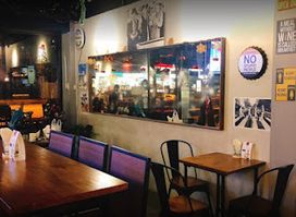 WOLAA Kitchen & Bar