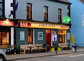 James Long Gastro Pub