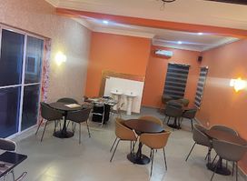 Ahmuf Cafe & Restaurant