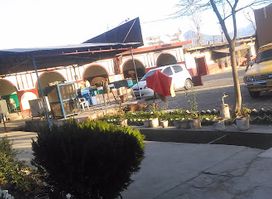 Mehfel Hotel & Restaurant