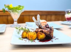 Magallania Seafoods & Drinks